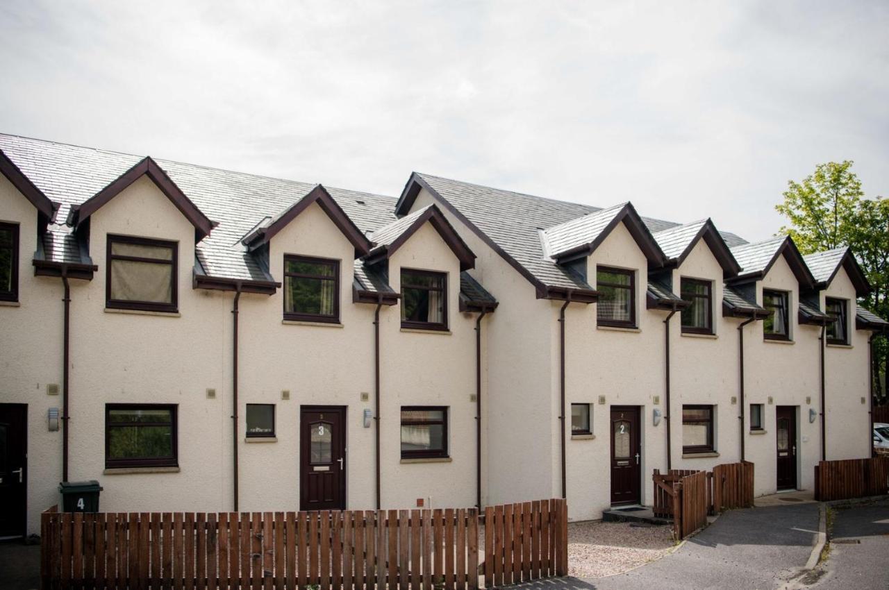 The Galleries No 3 Spean Bridge Exterior photo